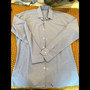 Men’s State & Liberty XL Dress Shirt in new condition, Machine Washable!